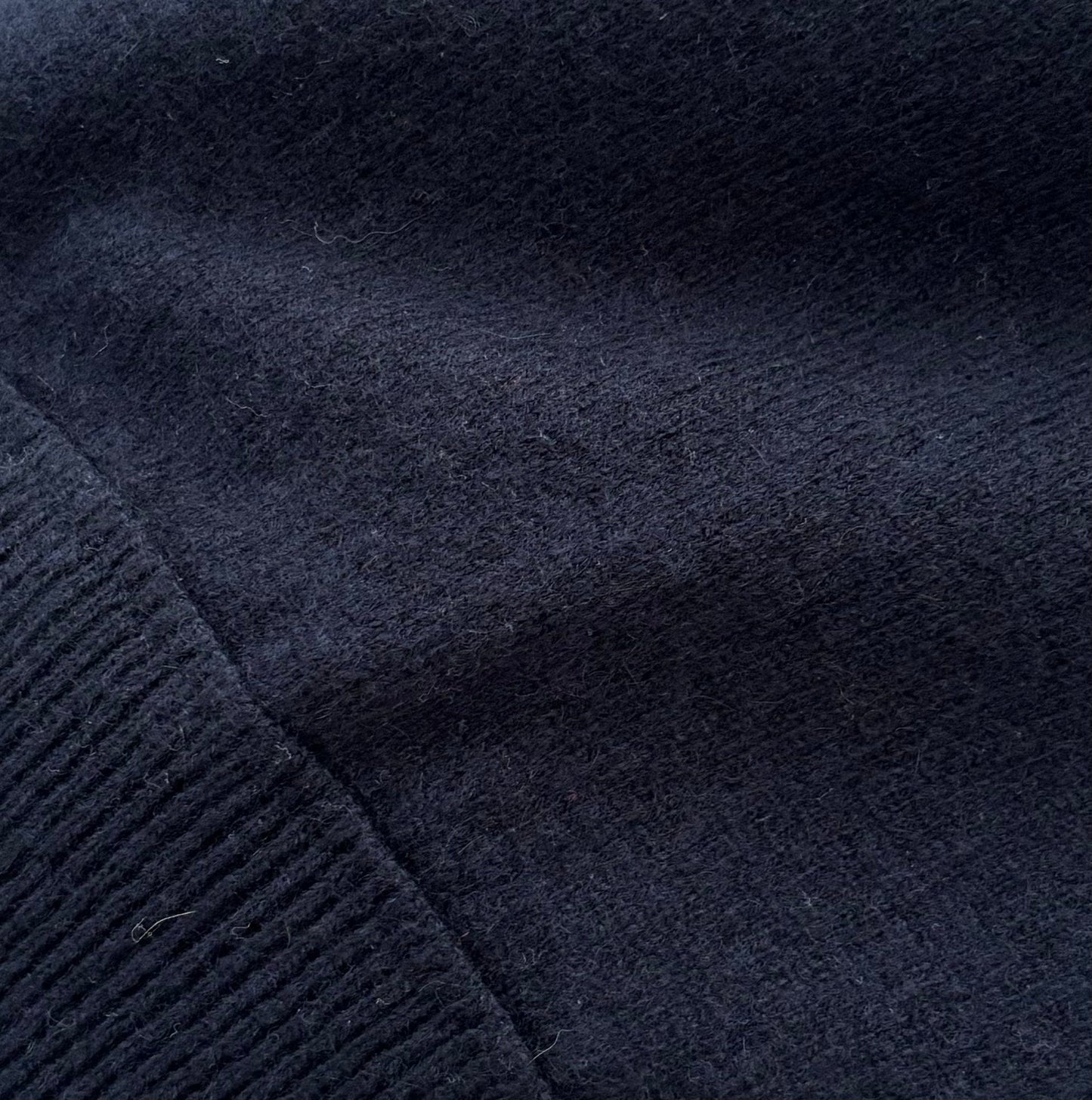 Alabaste-UK Sweatshirt L / Navy Le Sweatshirt