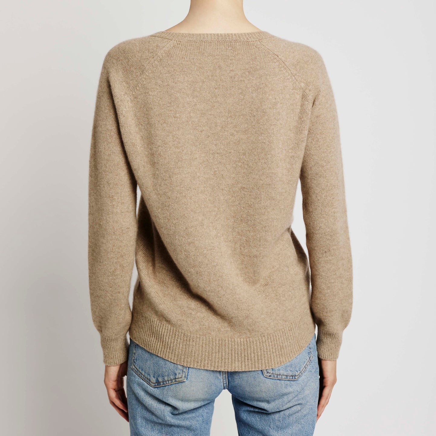Alabaste Boyfriend V-Neck Cashmere Sweater in Natural Brown